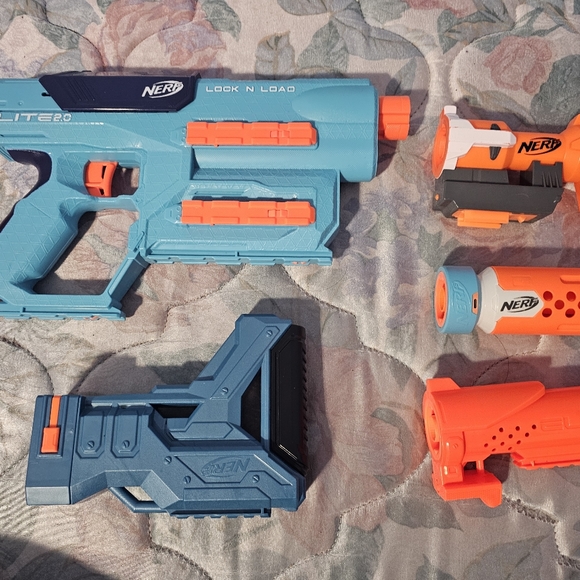 Bundle of Used and Fun Nerf Blasters - Picture 5 of 14